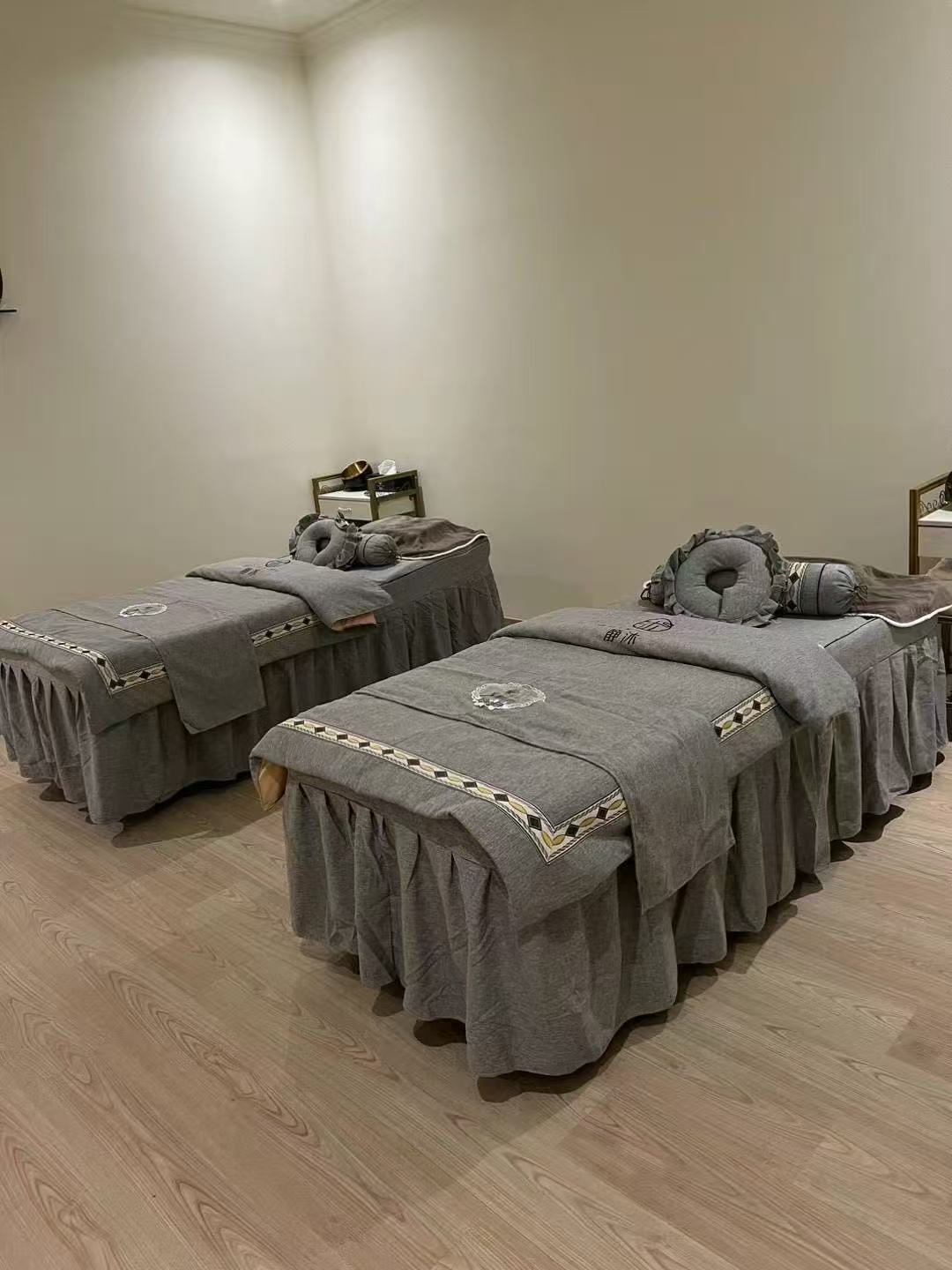 Sala de tratamento dupla com marquesas Jìng Mù